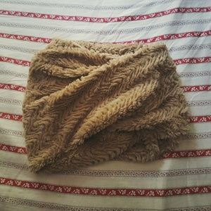 (FREE W/ ANY PURCHASE) Infinity Scarf